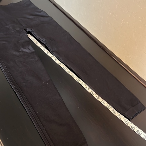 Spanx Seamless Leggings highwaisted, black, size S/P - Picture 9 of 11
